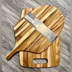 Elegant Wooden Cutting Board Set with Handle